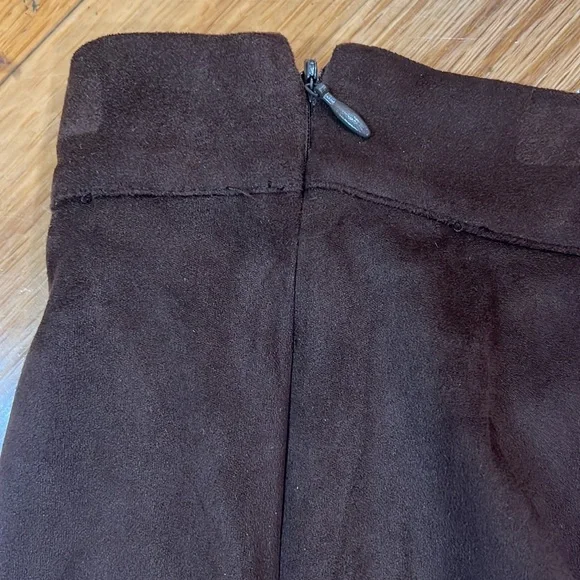 Dark brown suede fringe skirt - Picture 6 of 6